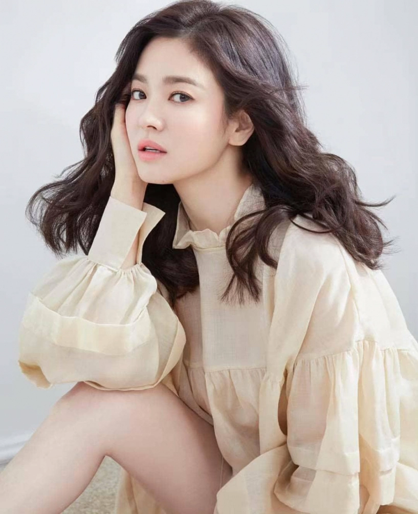 Song hye kyo không còn bị chê già trẻ ra đến 18 tuổi nhờ thay đổi nhỏ xíu này - 3