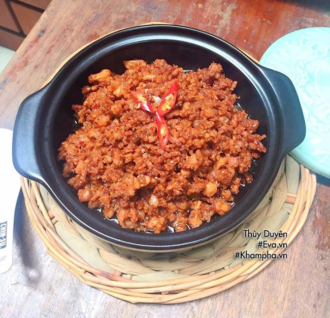 Sụn mềm chưng mắm tép thơm lừng giòn giòn ăn tốn cơm vô cùng - 14