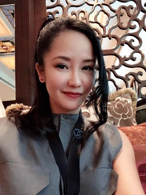 Suýt không nhận ra nhan sắc hồng nhung sau 8 tháng ly hôn chồng tây - 11