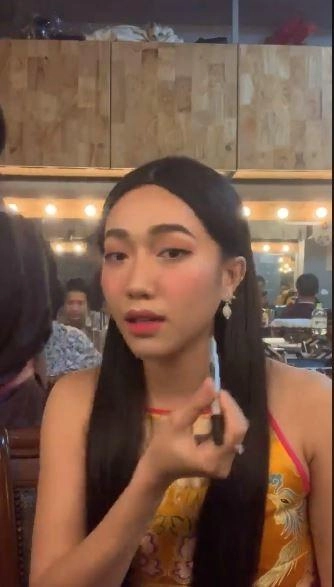 Thánh lầy diệu nhi hướng dẫn makeup đón năm mới bằng lược và cặn cà phê cực hài hước - 5