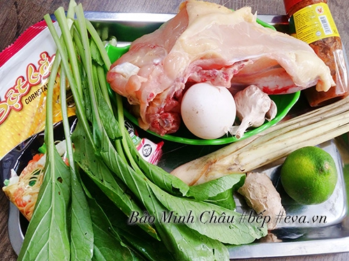 Thỉnh thoảng đổi vị với nem gà rán vàng ươm giòn rụm - 1