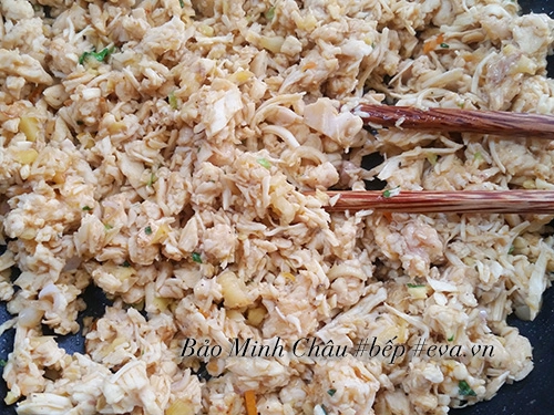 Thỉnh thoảng đổi vị với nem gà rán vàng ươm giòn rụm - 6