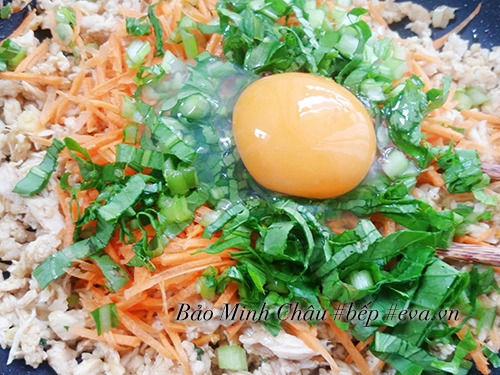 Thỉnh thoảng đổi vị với nem gà rán vàng ươm giòn rụm - 7