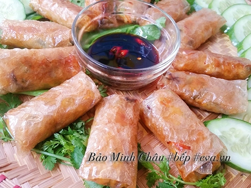 Thỉnh thoảng đổi vị với nem gà rán vàng ươm giòn rụm - 11