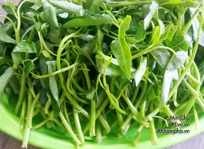 Thịt bò xào rau muống quen mà vẫn ngon - 2