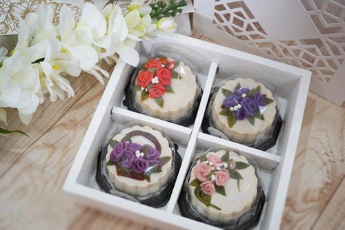 Thu hàng chục triệu đồng từ làm bánh trung thu hiện đại - 3