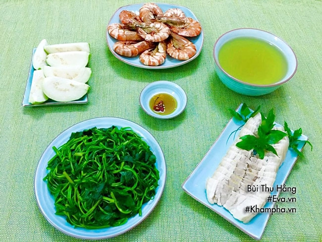 Thực đơn cơm chiều nhanh gọn hấp dẫn với tôm sú chiên giòn - 1