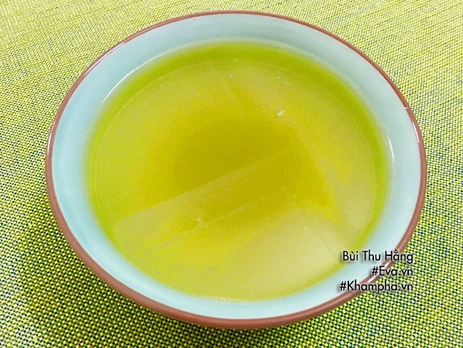 Thực đơn cơm chiều nhanh gọn hấp dẫn với tôm sú chiên giòn - 5