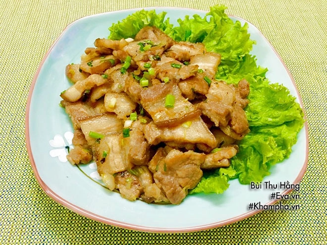 Thực đơn cơm tối hấp dẫn cho cả nhà với gà om mộc nhĩ thịt ba chỉ rang cháy cạnh - 2