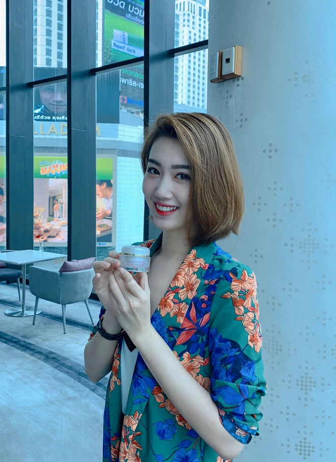Thương hiệu mỹ phẩm sắc hồng khiến chị em mê mẩn kiếm tìm - 3