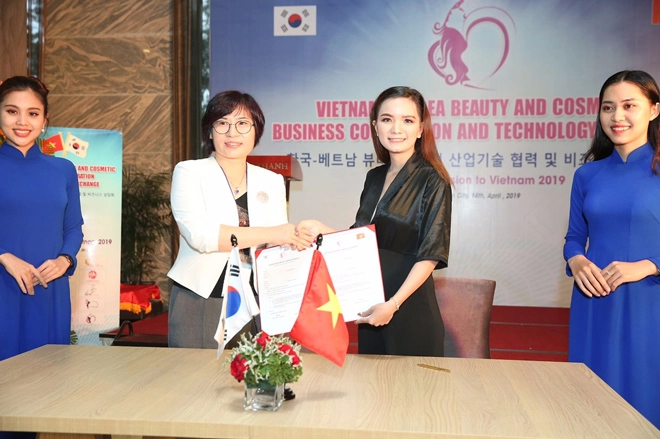 Thương hiệu mỹ phẩm sắc hồng khiến chị em mê mẩn kiếm tìm - 5