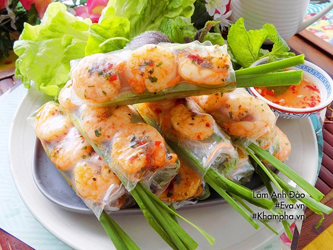 Tôm nướng sa tế cuộn rau thơm ngon ăn hoài chẳng ngán - 11