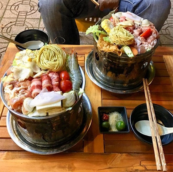 Top 7 quán lẩu vỉa hè cứ gió mùa là đông kín người ăn ở hà nội - 5