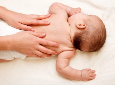 Trẻ sơ sinh bị nấc cụt nhiều có sao không và cách chữa nấc nhanh hiệu quả - 1