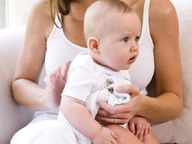 Trẻ sơ sinh bị nấc cụt nhiều có sao không và cách chữa nấc nhanh hiệu quả - 3