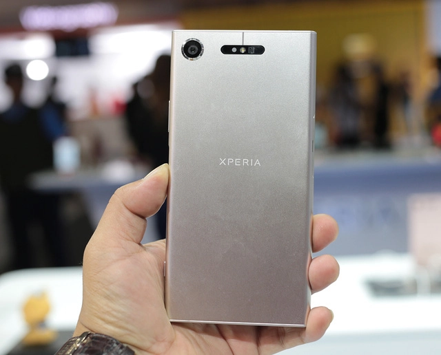 Trên tay sony xperia xz1 tại việt nam đẹp và mạnh mẽ - 2