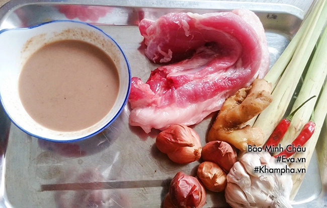 Trôi cơm với thịt kho mắm ruốc đậm đà - 1