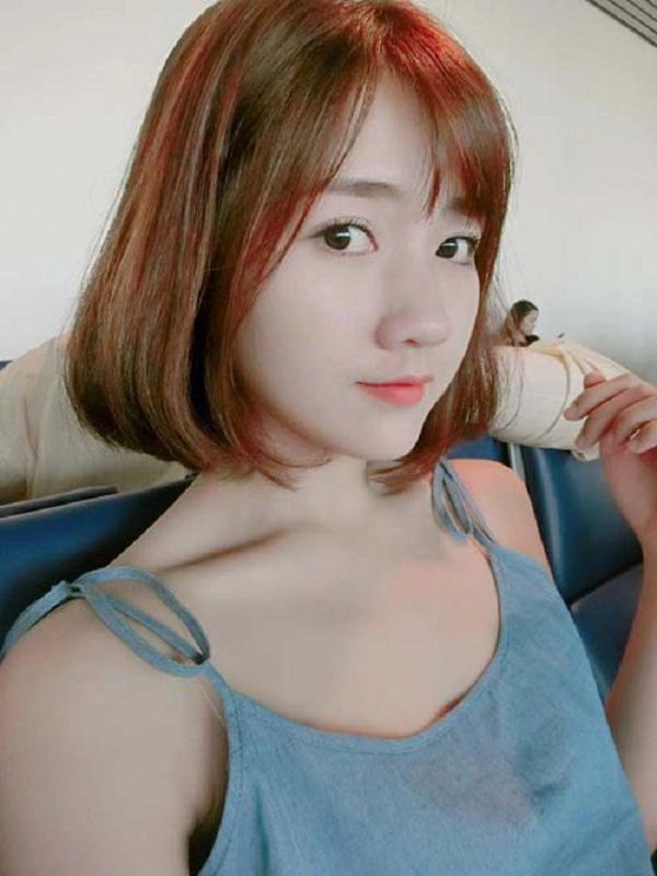 Trong khi các mỹ nhân việt thay đổi kiểu tóc liên tục hari chỉ trung thành với kiểu tóc này - 18