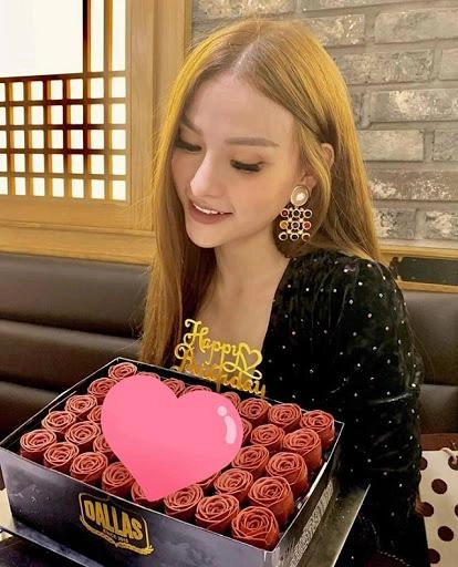 Từng cùng nhóm từng 1 lần đò cớ sao quỳnh anh thu thủy người phơi phới người lại khác biệt - 13