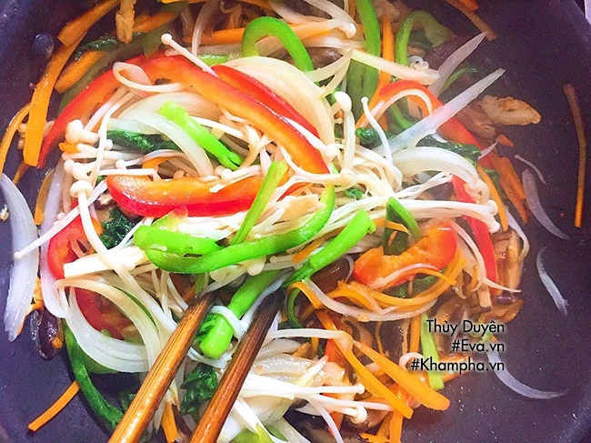 Tưởng khó ai ngờ miến trộn hàn quốc lại dễ làm thế này - 6