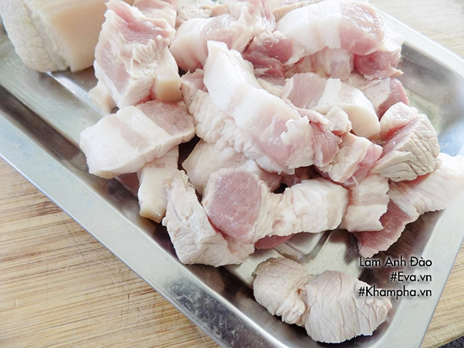 Tuyệt chiêu kho ba chỉ ngon mềm và đơn giản cho ngày mát trời - 2