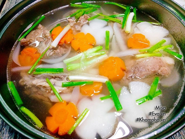Vào bếp làm hủ tiếu hầm xương tuyệt ngon đãi chồng bữa sáng - 7