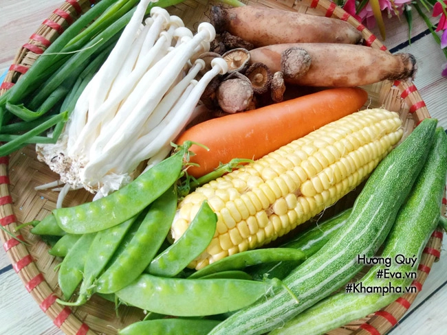 Vào bếp nấu bát canh nấm ngọt thanh ăn chay ngày vu lan - 1