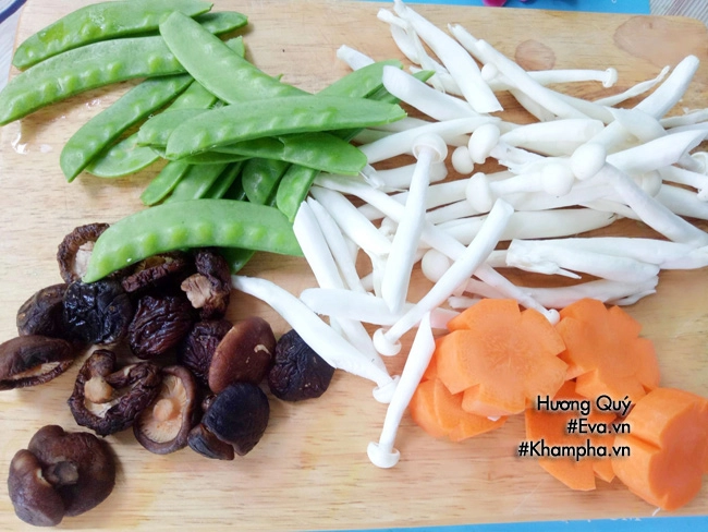 Vào bếp nấu bát canh nấm ngọt thanh ăn chay ngày vu lan - 2