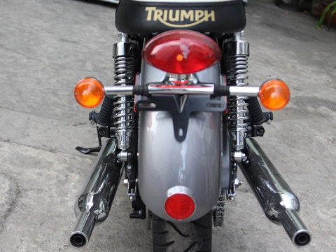  vẻ đẹp hoài cổ triumph bonneville t100 - 11