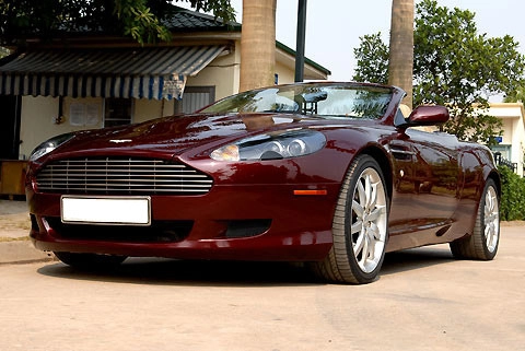  vẻ đẹp siêu xe aston martin db9 volante tại hà nội - 1