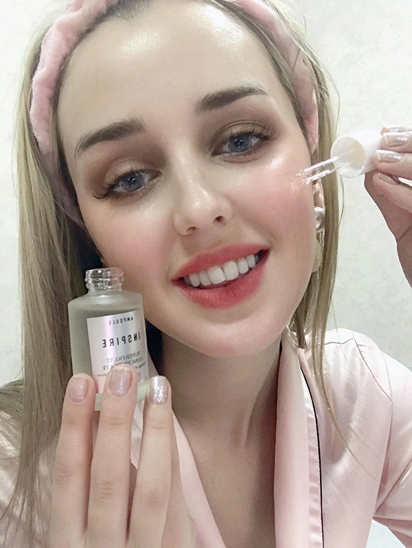 Việt trinh cosmetic được các fan nữ gọi tên với dòng sản phẩm inspire amploule - 3