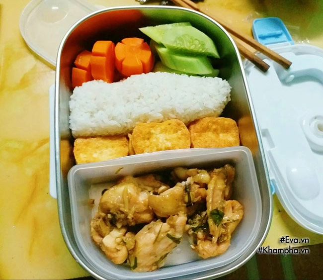 Vợ bầu 7 tháng đảm đang được chồng trả phí nấu ăn trưa bằng nụ hôn mỗi ngày - 9