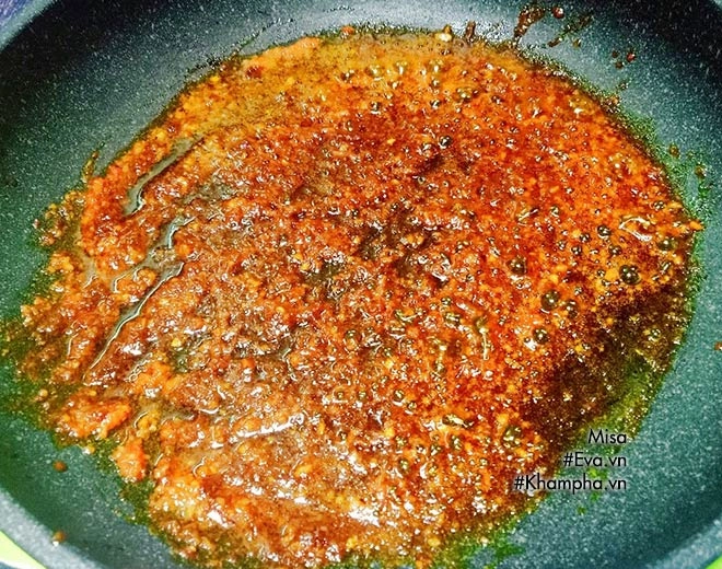 Vợ nấu mì quảng thịt heo cho bữa sáng chồng ăn hoài chẳng thấy chán - 4