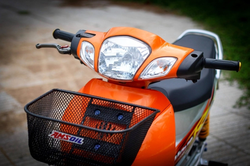 Wave 125 sắc cam đầy cá tính và chất chơi của biker việt - 2