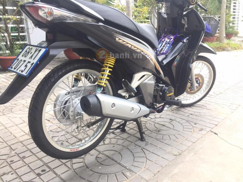 Wave 125i dọn đẹp lung linh trước thềm giáng sinh - 2