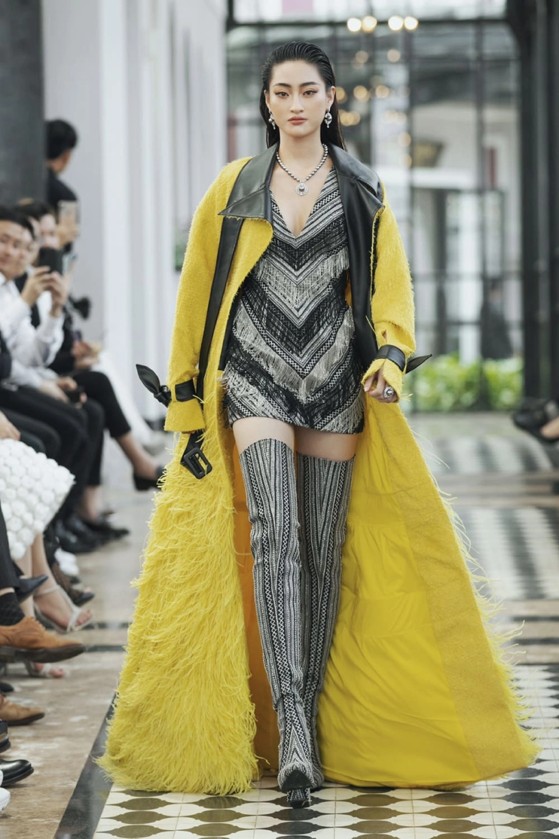 Xứng danh thế hệ vedette mới hoa hậu lương thùy linh khuấy đảo sàn runway - 5