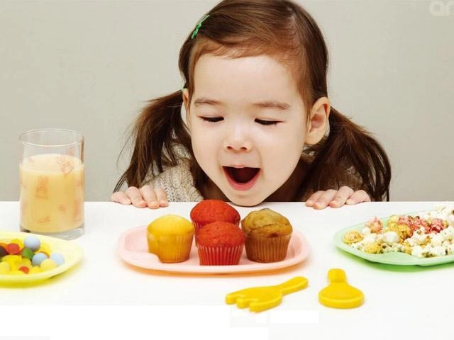 6 thói quen ăn uống tiết lộ sự thành công của bé trong tương lai - 3