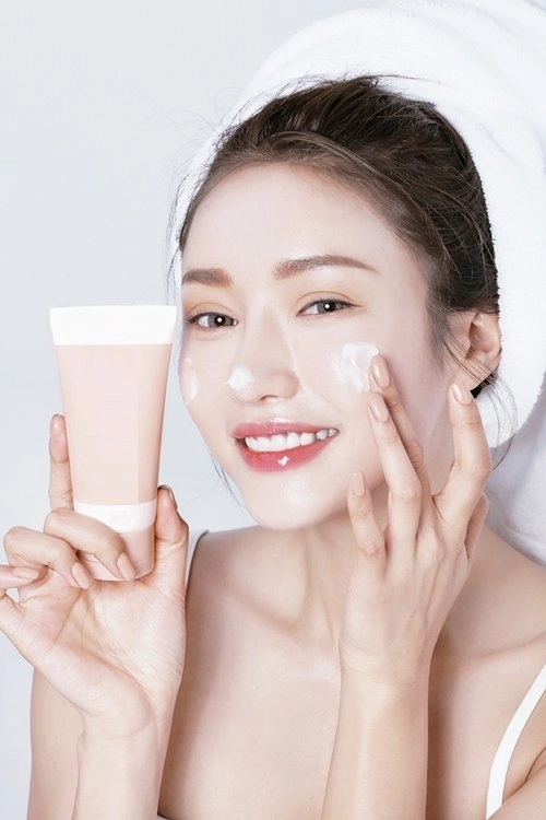 Bị chê nhan sắc thời thi hoa hậu vựa muối võ hoàng yến đáp trả bằng clip khoe mặt mộc - 11