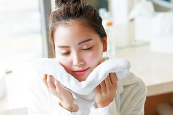 Bí kíp chăm sóc chuẩn spa tại nhà giúp nàng cải thiện làn da dầu mụn lão hóa khô ráp - 8