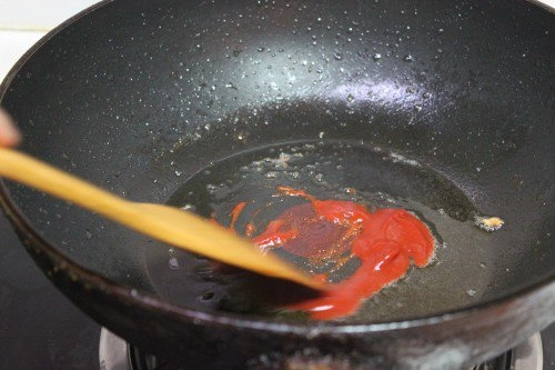 Chỉ cần thêm một nguyên liệu vào tôm sốt chua ngọt có ngay món ăn hoàn toàn lạ miệng - 3