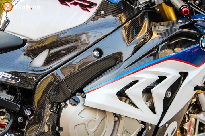 Chiêm ngưỡng siêu phẩm bmw s1000rr trong bản độ đầy giá trị của người thái - 4