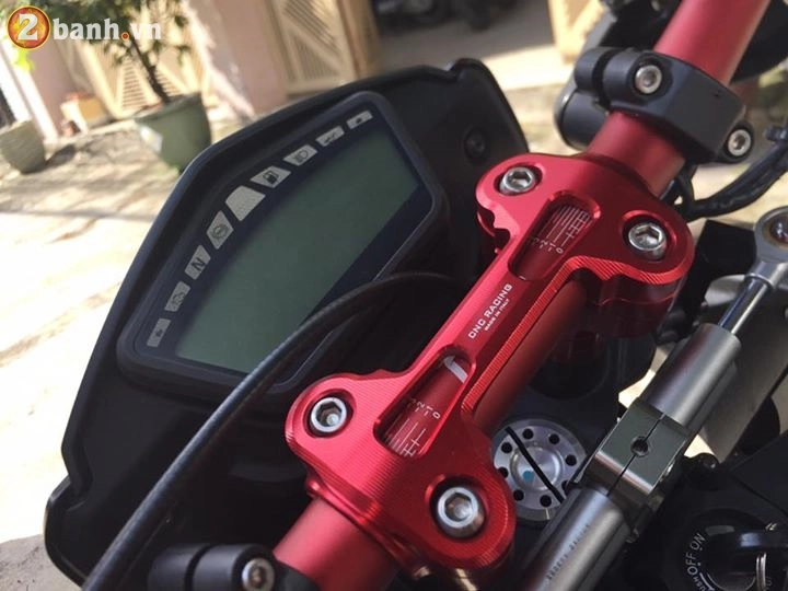 Ducati hypermotard 821 mạnh mẽ hơn trong gói nâng cấp hàng hiệu - 3