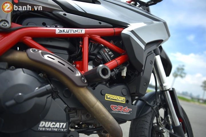 Ducati hypermotard 821 mạnh mẽ hơn trong gói nâng cấp hàng hiệu - 8