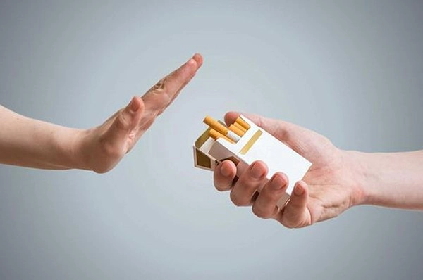 Dùng dầu gội kích thích mọc tóc có phải giải pháp cứu cánh dành cho nàng có mái tóc mỏng - 9
