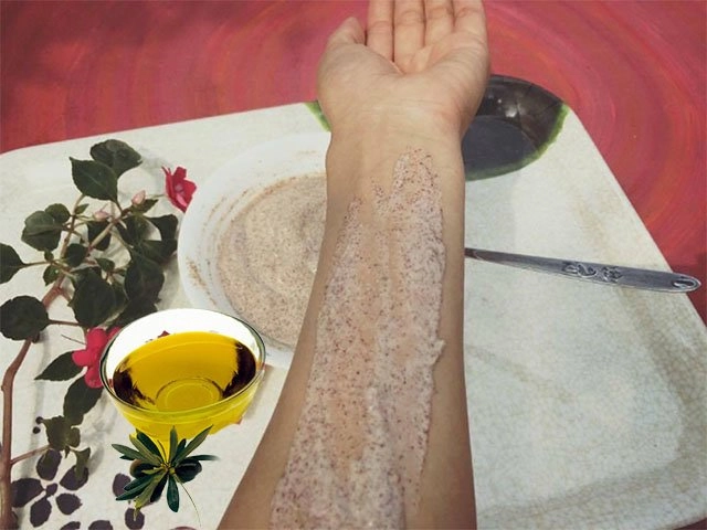 Giàu nứt vách con gái đại gia minh nhựa vẫn tắm trắng bằng loại bột rẻ bèo mua ngoài chợ - 6