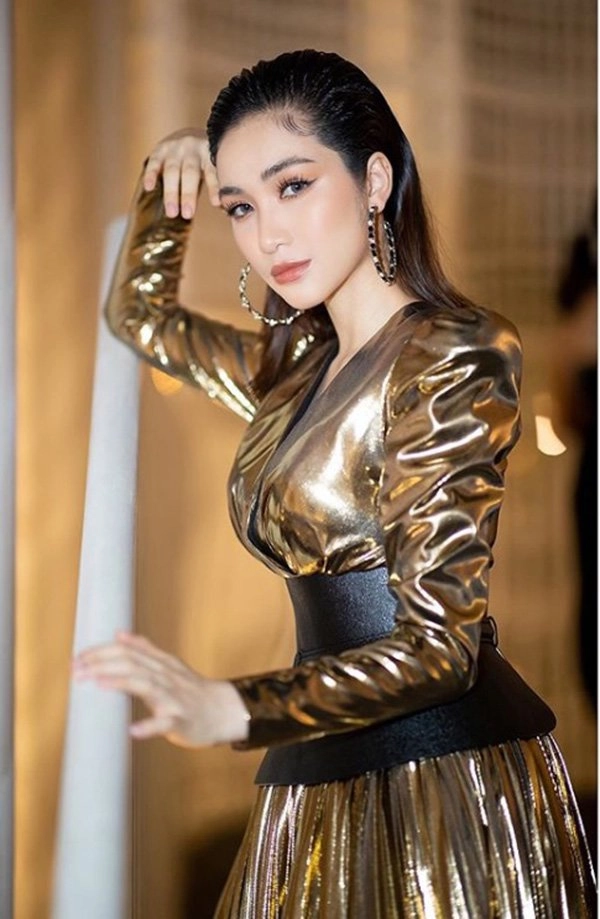 Hòa minzy nhờ erik chỉnh ảnh và cái kết chứng tỏ không phải lúc nào ảnh chỉnh sửa cũng đẹp - 7