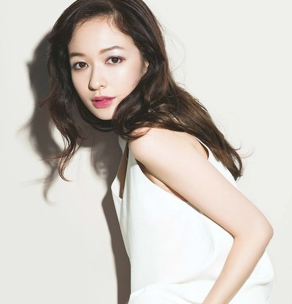 Hòa minzy nhờ erik chỉnh ảnh và cái kết chứng tỏ không phải lúc nào ảnh chỉnh sửa cũng đẹp - 12
