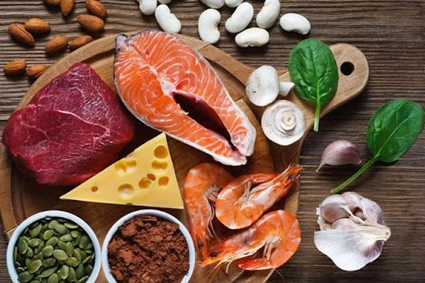 Minh hằng ở nhà mùa dịch không những không tăng cân mà còn ngày càng teo tóp gầy trơ xương - 9