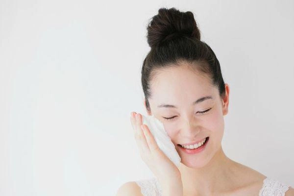 Ở nhà mùa dịch lan phương vừa có thời gian tập luyện giữ dáng vừa bảo dưỡng làn da - 8