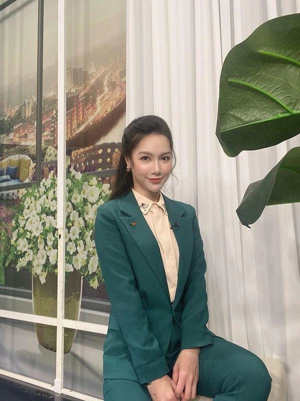Ở nhà nhiều mùa dịch đến sành điệu như mc minh hà cũng lên hình với đồ ngủ đóng thùng - 15